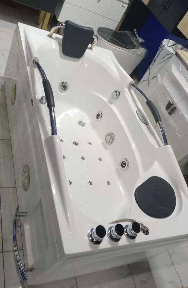 Single England Jacuzzi